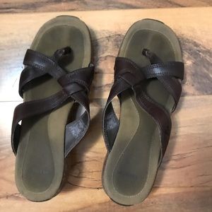 Merrell Women’s 5.5 Leather Sandal with Heel